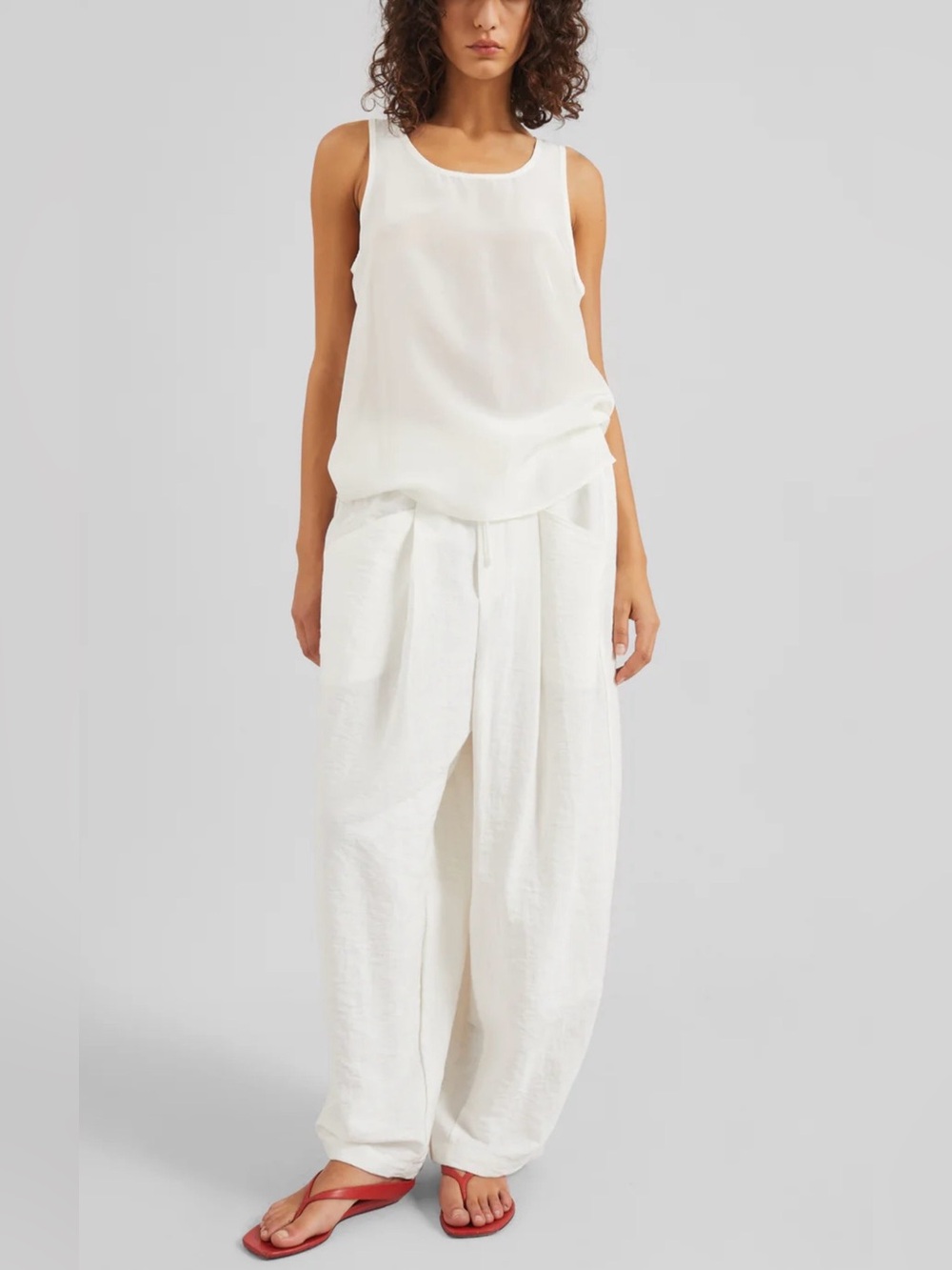 The Frankie Shop Senart Barrel Leg Pants Sz. XS/S